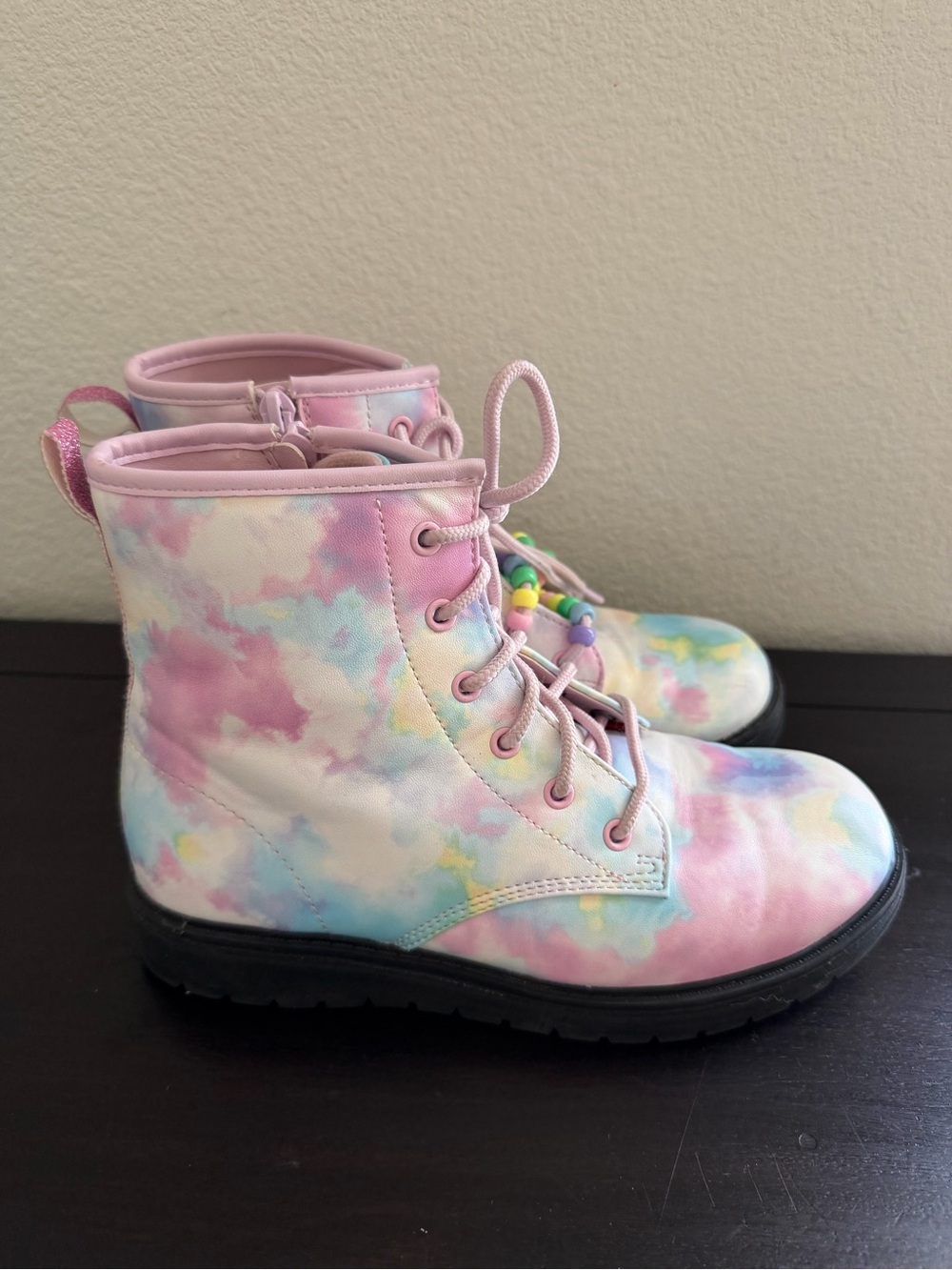 Girls Pink Tie-Dye Lace-Up Boots size 4